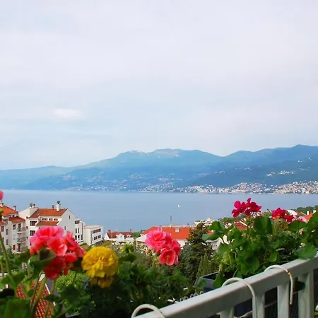 With Sea View Apartament