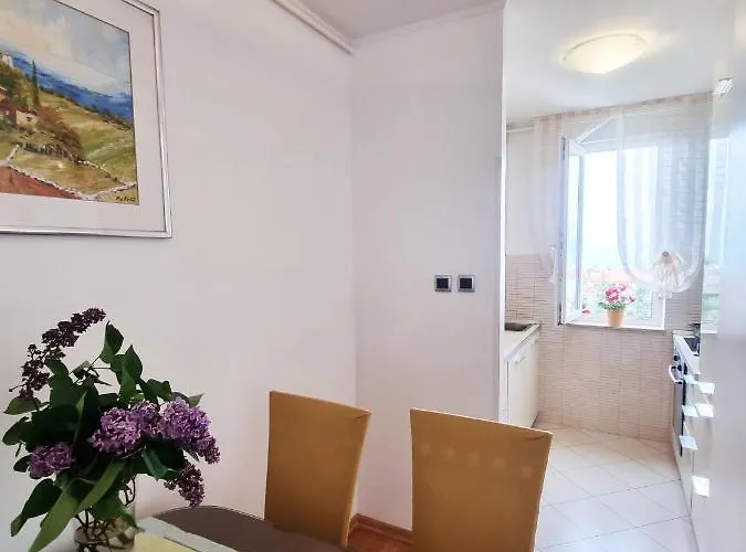 Apartment With Sea View Rijeka